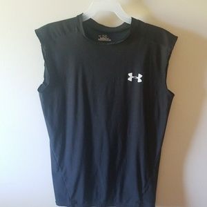 Used condition mens sz L Under Armour Heat gear